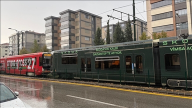 Gaziantep'te tramvaya yıldırım isabet etti