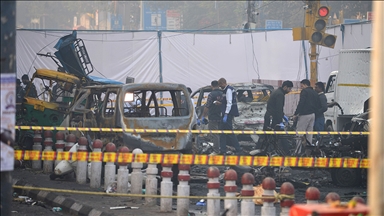 Hindistan'ın başkentinde "terör olayı" olarak nitelendirilen patlamada ölü sayısı 13'e çıktı