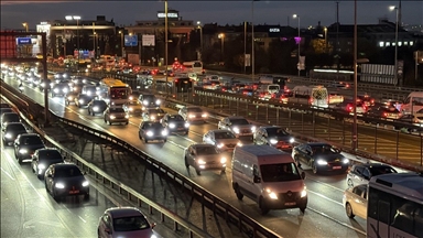 İstanbul'da akşam saatlerinde trafik yoğunluğu yüzde 89'a çıktı