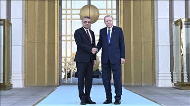 Президент Эрдоган встретил президента ТРСК Туфана Эрхюрмана официальной церемонией