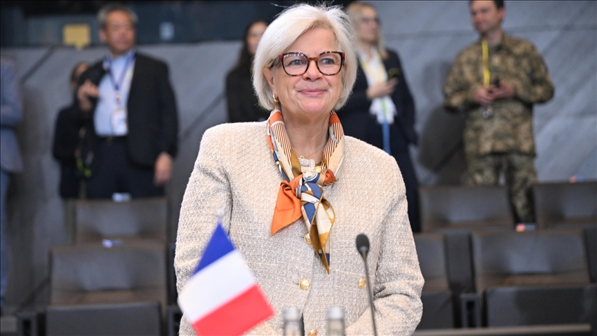 فرنسا: نسعى لإجبار روسيا على العودة للمفاوضات 