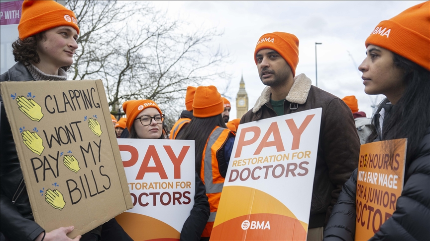 Resident doctors in England strike over 26% pay demand