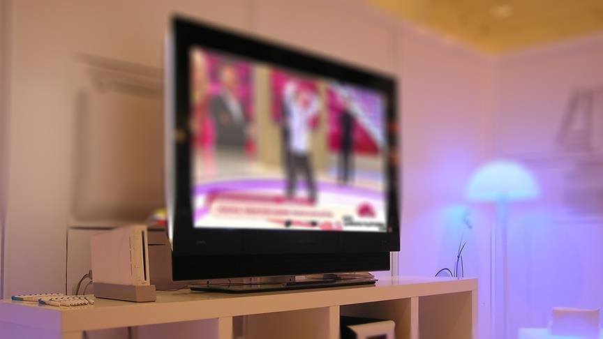 Mali ndalon kanalet televizive franceze për  nxitje të terrorizmit  dhe  fyerje të shtetit 