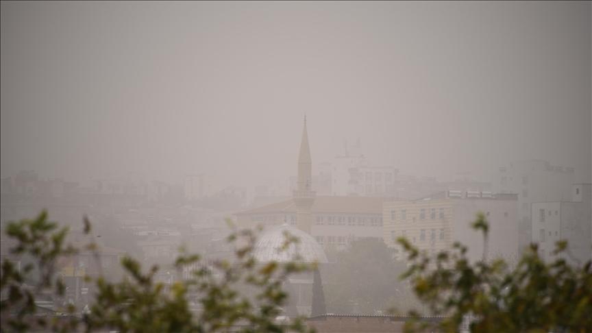 Li Şanliurfayê veguhastina tozê bi bandor e