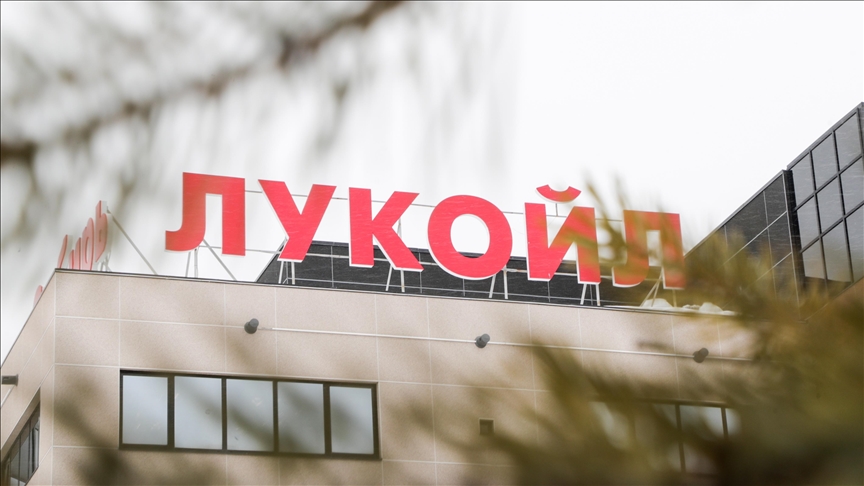 «Лукойл» заявил о ведении переговоров по продаже своих зарубежных активов 