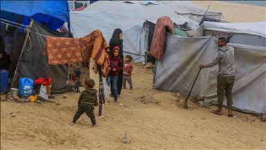 Hladno vrijeme donosi rizik od poplava u Gazi, prijeteći šatorima u kojima su stotine hiljada Palestinaca