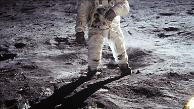  Тимот астронаути од кинеската вселенска станица се врати на Земјата