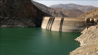 İran’da yağışların durmasıyla barajlar boşalırken Tahran dahil 20 eyalet ciddi su kriziyle karşı karşıya