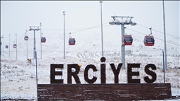 Li Çiyayê Erciyesê berf barî