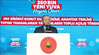 Cumhurbaşkanı Erdoğan: 350 bin 178 bağımsız bölümün anahtarlarını hak sahibi kardeşlerimize takdim etmiş oluyoruz