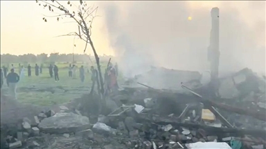 مصرع 5 أشخاص جراء انفجار بمصنع ألعاب نارية في باكستان