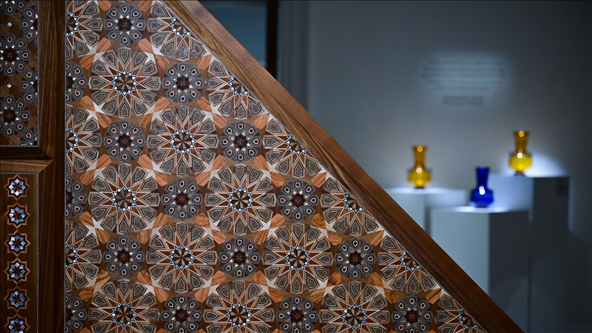 Vepra nga trashëgimia e artit islam ekspozohen në shtëpinë e ankandeve me famë botërore në Londër