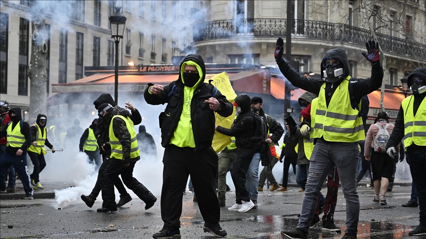 France : sept ans après, des irréductibles Gilets jaunes maintiennent la flamme d’un mouvement inédit 