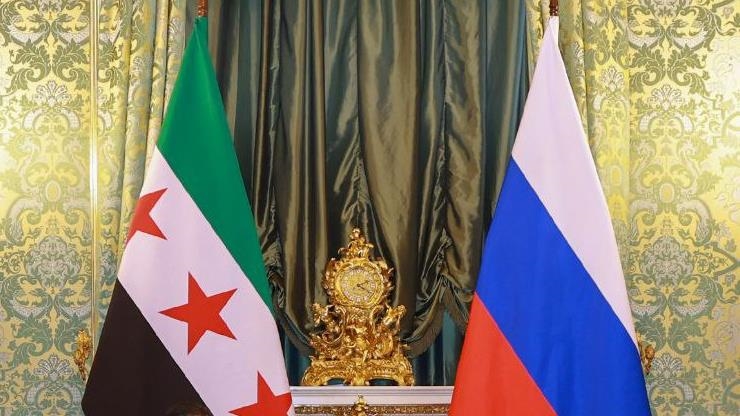 Syrie : le ministre de la Défense reçoit une délégation militaire russe de haut niveau à Damas