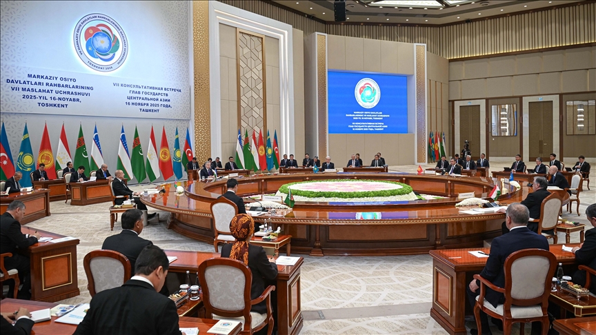 Лидеры Центральной Азии подписали ключевые документы по итогам VII Консультативной встречи в Ташкенте