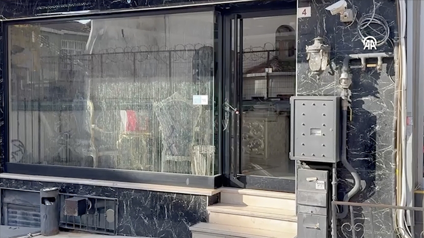 Fatih'te gıda zehirlenmesi şüphesiyle ölen anne ve 2 çocuğunun kaldığı otel mühürlendi