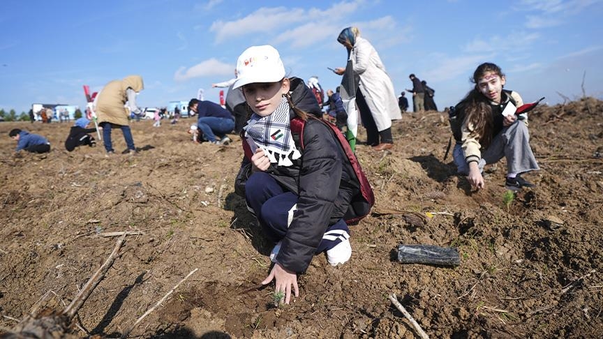 10 آلاف شتلة تخلّد ذكرى أطفال غزة.. رسالة بيئية وإنسانية من إسطنبول