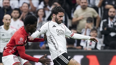 Beşiktaş'ın Portekizli futbolcusu Rafa Silva'nın menajerlik şirketinden açıklama