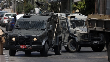 الجيش الإسرائيلي يقتحم مناطق بالضفة ويهدم منشآت فلسطينية