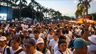Повеќедневни масовни митинзи против корупција започнаа на Филипините поради скандалот со проекти за контрола на поплави