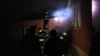 Li Erzincanê di şewata li mala mistaqil da 2 jê zarok 4 kesên mehsûrmayî hatin xilaskirin