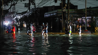 Thousands of Filipinos take to streets for government transparency