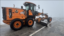 Ulaştırma ekiplerinin karla mücadele mesaisi başladı