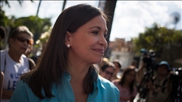 Оппозиционный лидер Венесуэлы призвала ВС страны сложить оружие