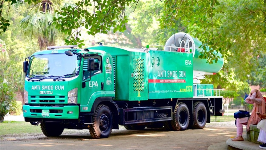 Pakistan bets on AI to tackle smog crisis