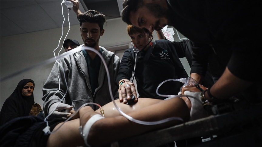 В результате израильской атаки по школе в Газе получили ранения 10 палестинцев