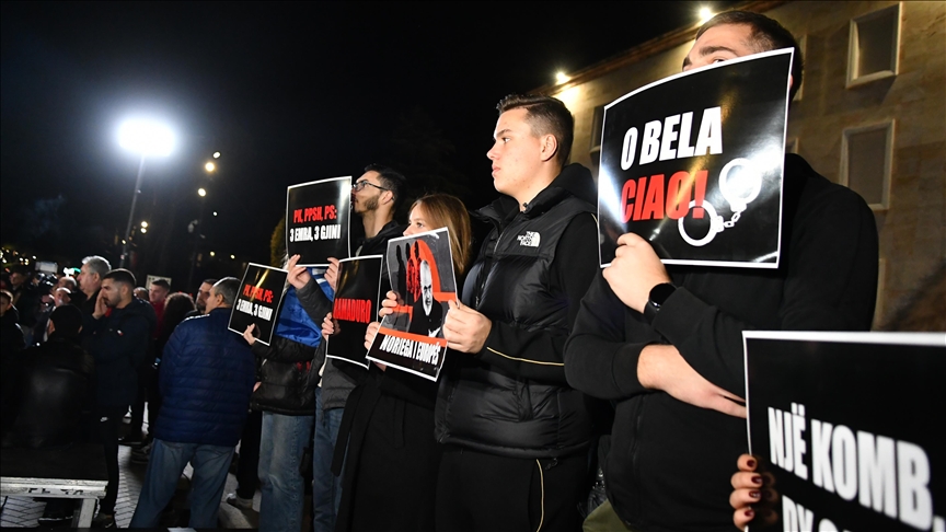 Antivladin protest u Albaniji: "Za porodicu, ekonomiju i demokratiju"