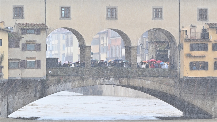 İtalya'da aşırı yağışlar, sel ve taşkınlara yol açtı