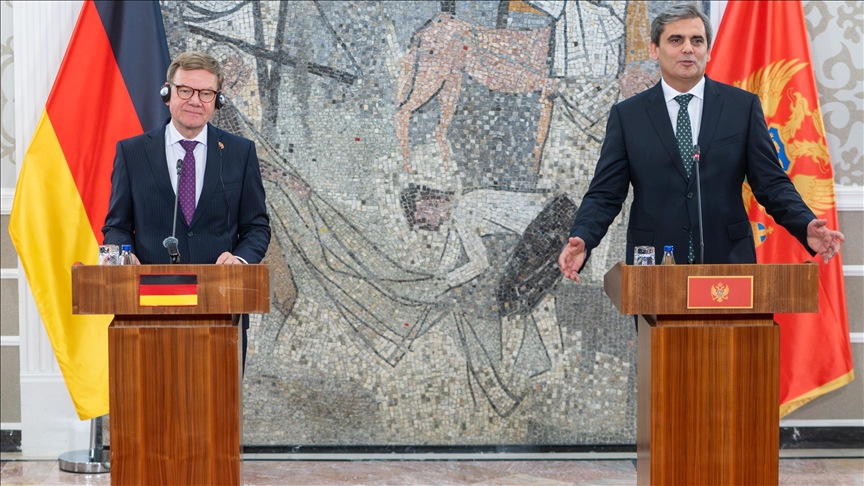 الجبل الأسود تعتزم إعادة نظام الإعفاء من التأشيرة للأتراك