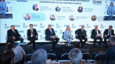 Brüksel'de düzenlenen iş zirvesinde "Türkiye'nin Avrupa savunmasına katkıları" vurgulandı