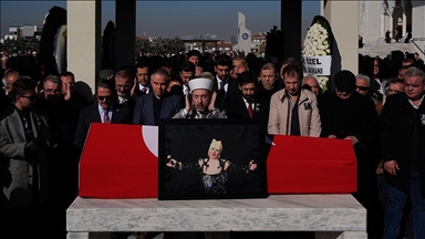 Sanatçı Muazzez Abacı, Ankara'da son yolculuğuna uğurlandı