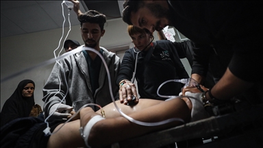 В результате израильской атаки по школе в Газе получили ранения 10 палестинцев