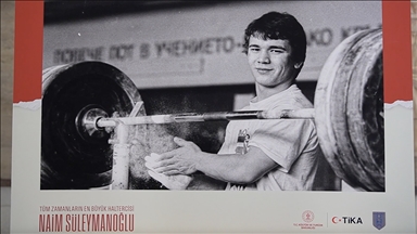 Bulgaristan'da Naim Süleymanoğlu'nu anma töreni düzenlendi