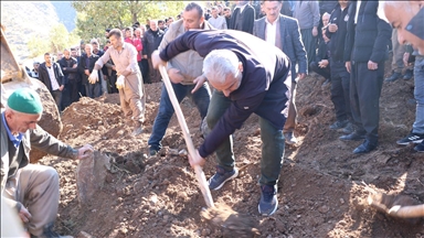 Li Hekariyê cinazeyên 2 kesên ku di pîqabê da ketin Çemê Zapê hatin definkirin