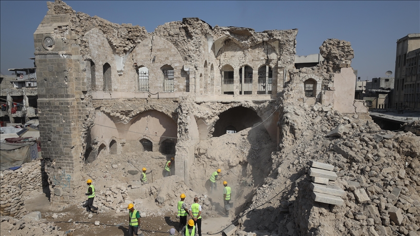 İsrail, Gazze\'de Memlükler döneminde inşa edilen Paşa Sarayı\'nı yıktı, 20 binden fazla tarihi eseri yağmaladı