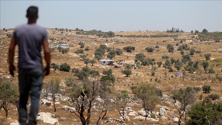 Illegal Israeli settler killed, 3 injured in attack near West Bank settlement