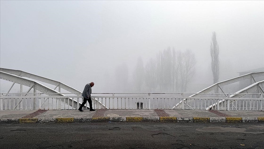 Erzurum, Kars ve Ardahan'da olumsuz hava koşulları etkisini sürdürdü