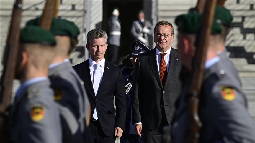 Германия и Швеция подписали меморандум об углублении сотрудничества в области обороны