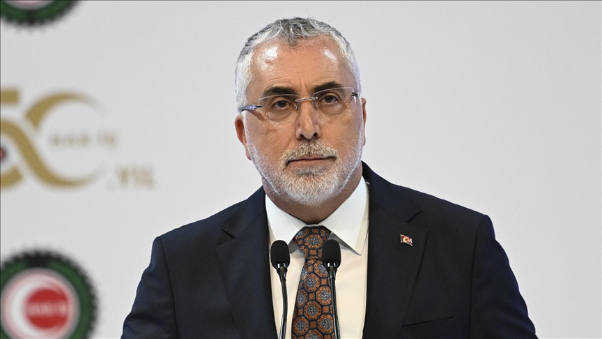 Bakan Işıkhan: Çalışma hayatımızı her alanda güçlendirmeye kararlıyız