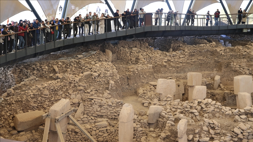 Di betlaneya nîvê salê da li Şanliurfayê liv û tevgera geştiyaran pir zêde bû