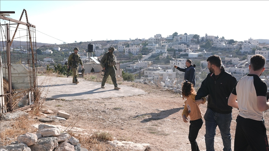 مسؤولون إسرائيليون: الوضع بالضفة على شفا الانفجار والجيش فقد السيطرة