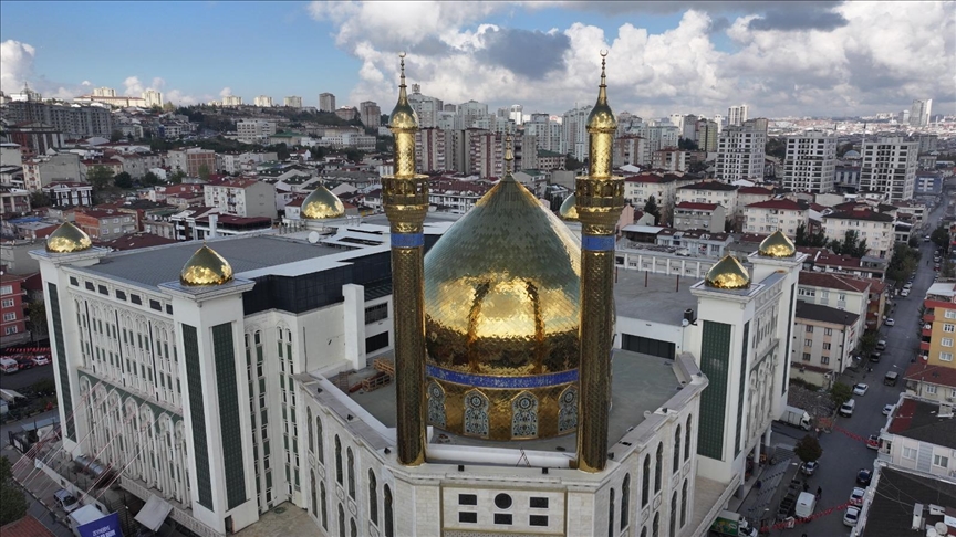 بزرگترین مسجد شیعیان اروپا در استانبول؛ نماد همزیستی و احترام متقابل ادیان و مذاهب