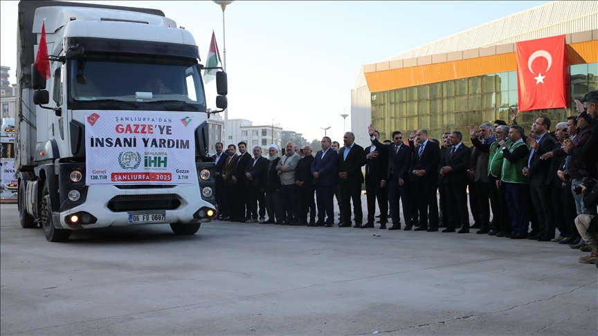 Ji Şanliurfayê bo Xezeyê 4 tir melzemeyên xurekê hatin şandin