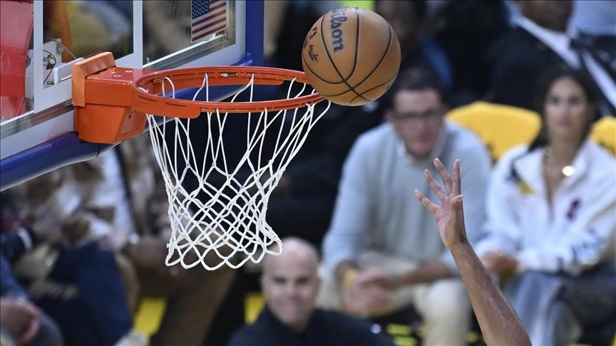 NBA\'de Pacers\'ı yenen Pistons, galibiyet serisini 10 maça çıkardı