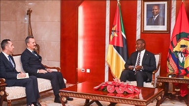 Глава Управления оборонной промышленности Турции встретился с президентом Мозамбика