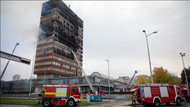 Kroaci, zjarri përfshin ndërtesën "Vjesnik" në Zagreb 
